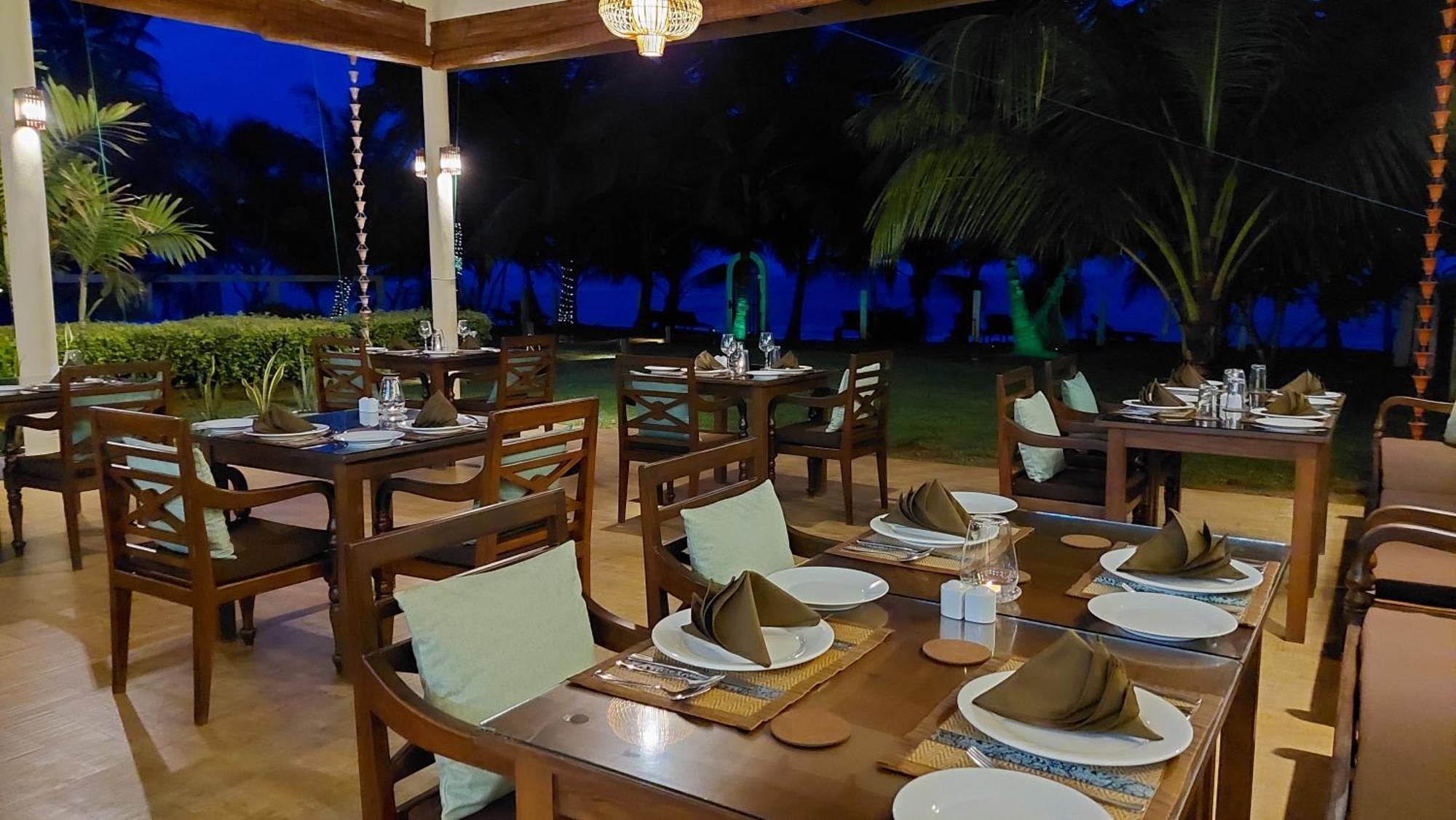Lanka Beach Grand Villa Rekawa エクステリア 写真